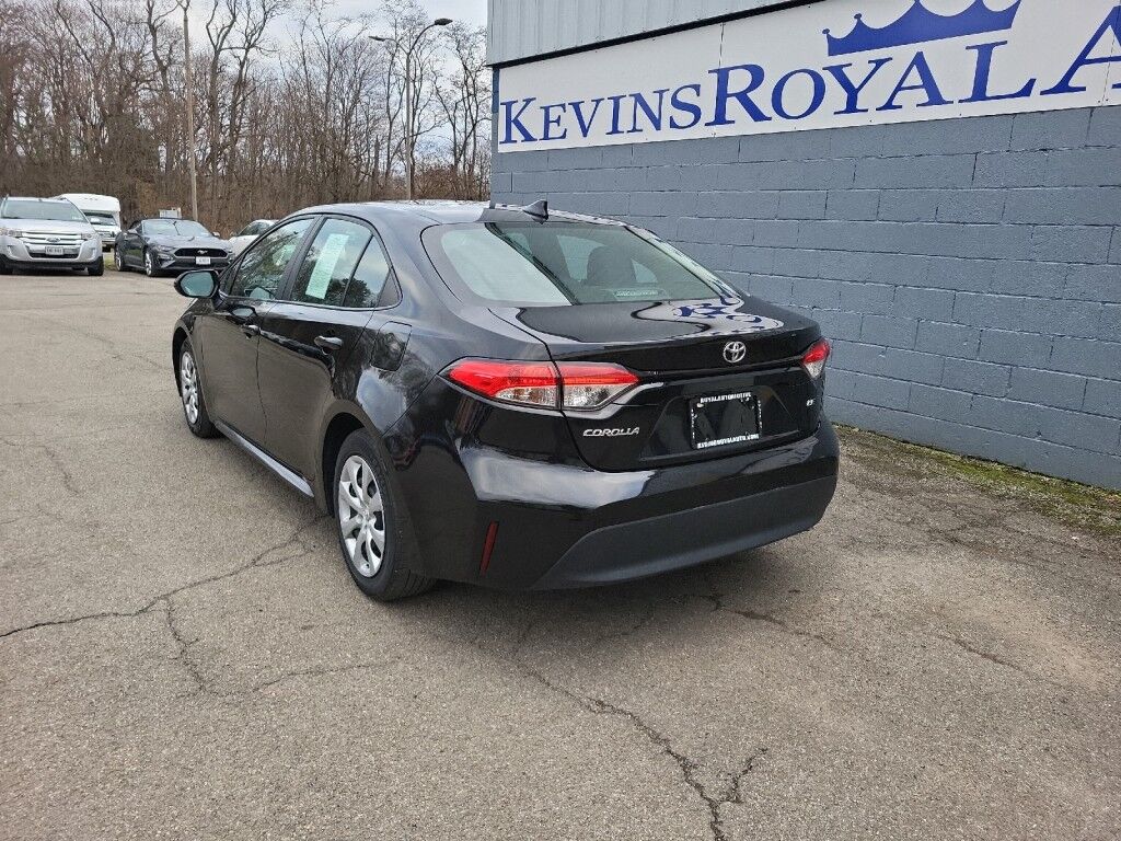 2023 Toyota Corolla LE Vestal NY