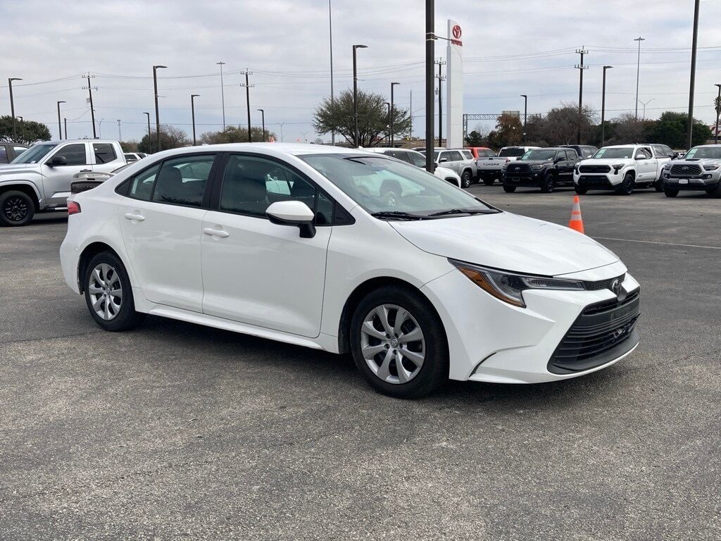 2023 Toyota Corolla LE