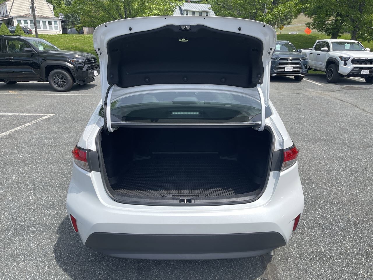 2023 Toyota Corolla LE White River Junction VT