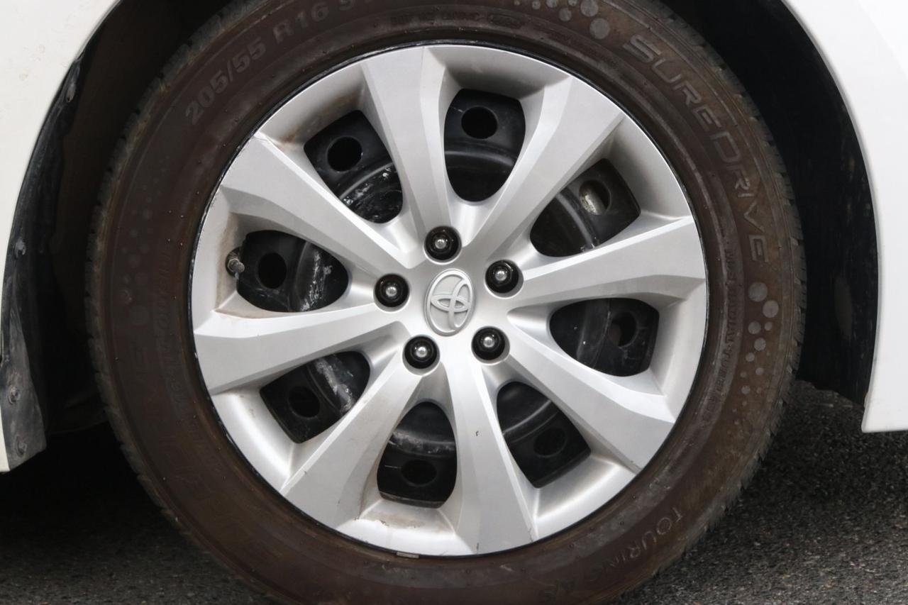 2023 Toyota Corolla LE Fredericksburg VA