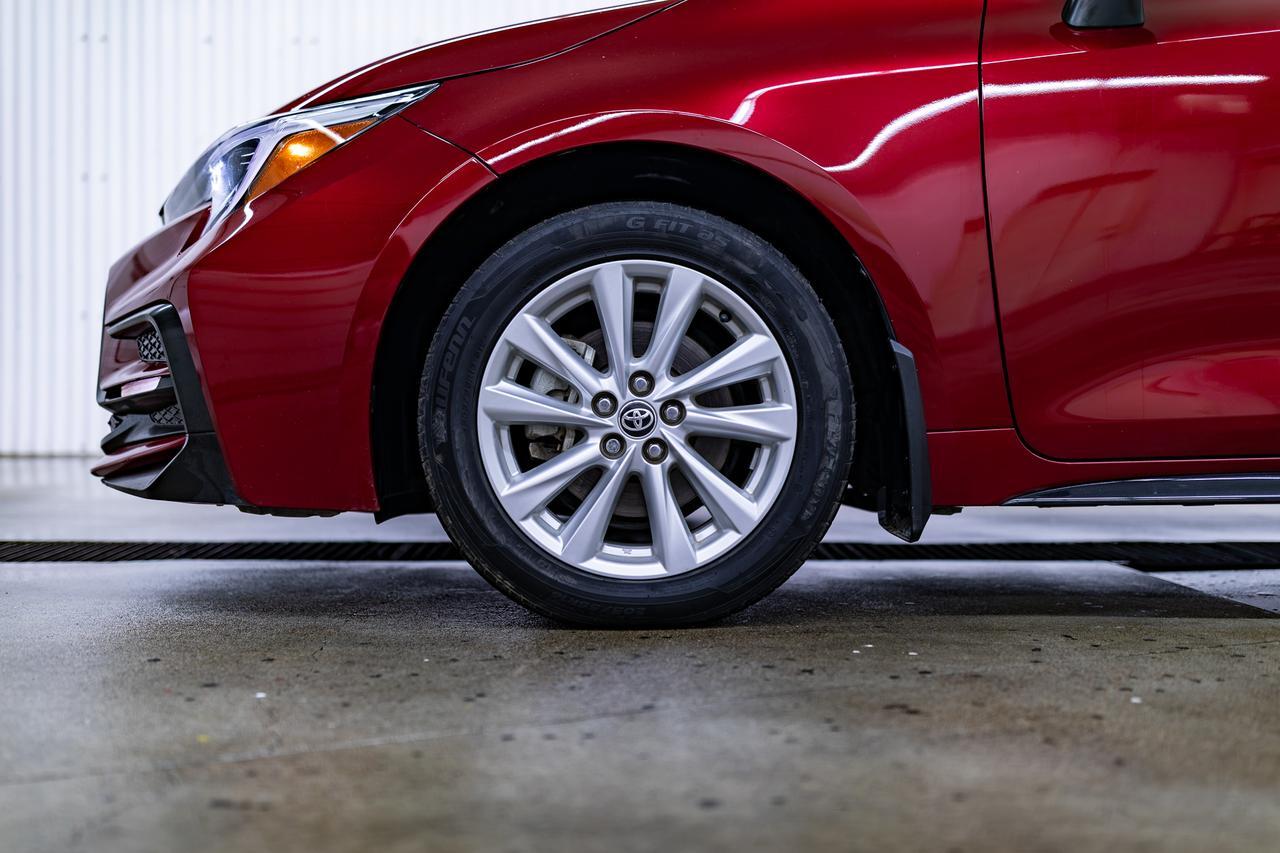 2023 Toyota Corolla SE Bcam Hseat Red Deer AB