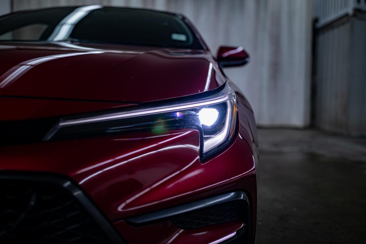 2023 Toyota Corolla SE Bcam Hseat Red Deer AB