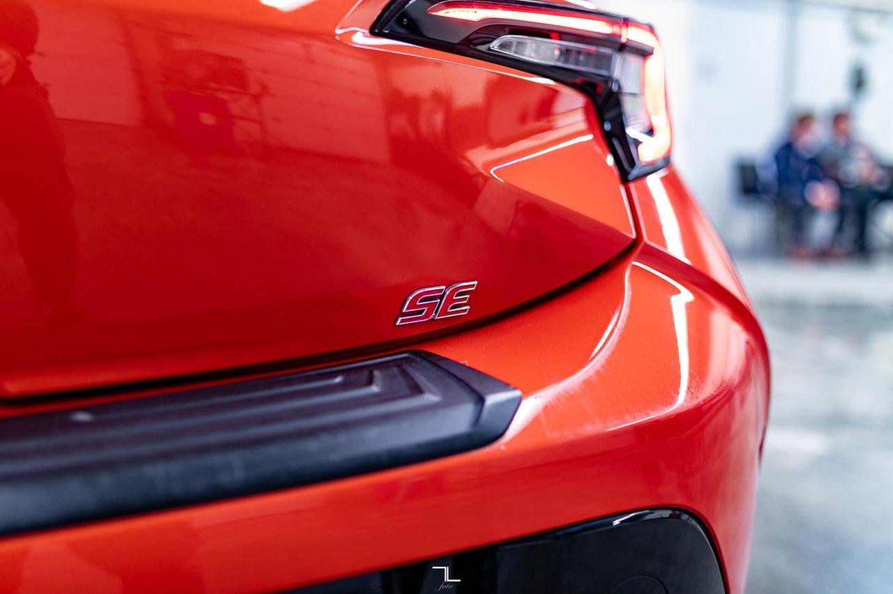 2023 Toyota Corolla SE Hatchback BCam PSeat Red Deer AB