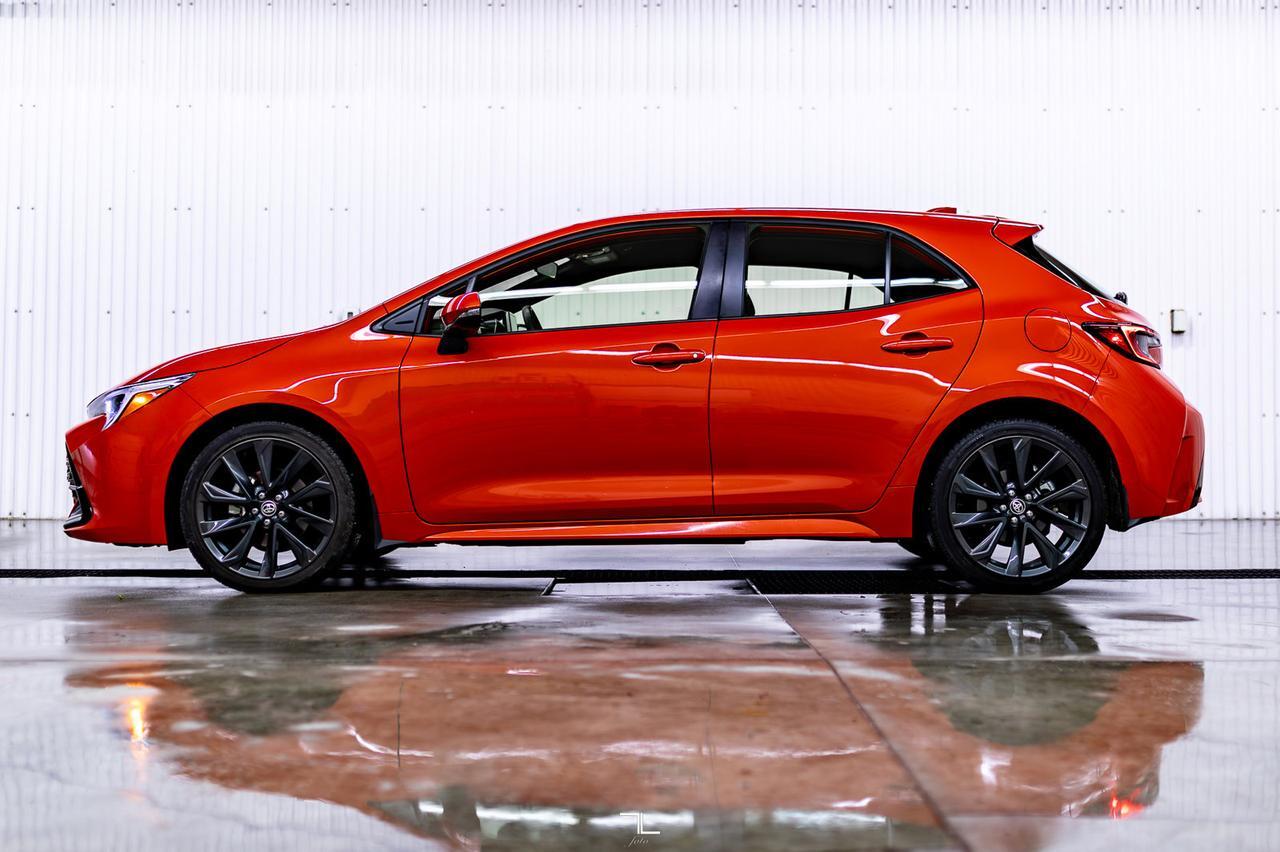 2023 Toyota Corolla SE Hatchback BCam PSeat Red Deer AB