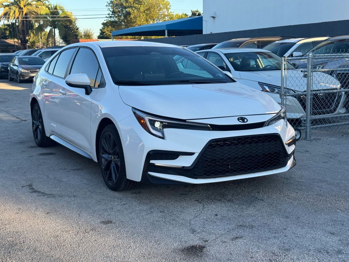 2023 Toyota Corolla SE Sedan 4D Miami Gardens FL