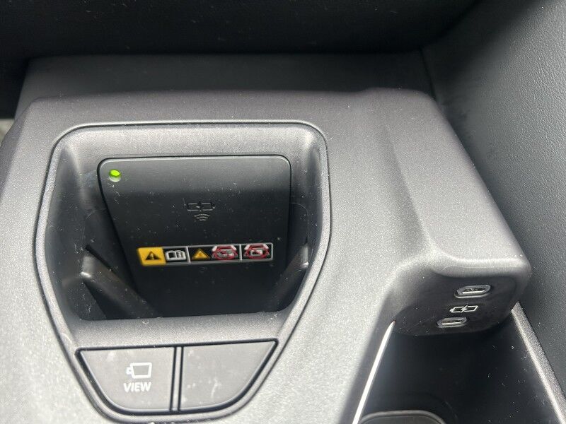 2023 Toyota Crown Limited - 1 OWNER - AWD - HYBRID Whitinsville MA