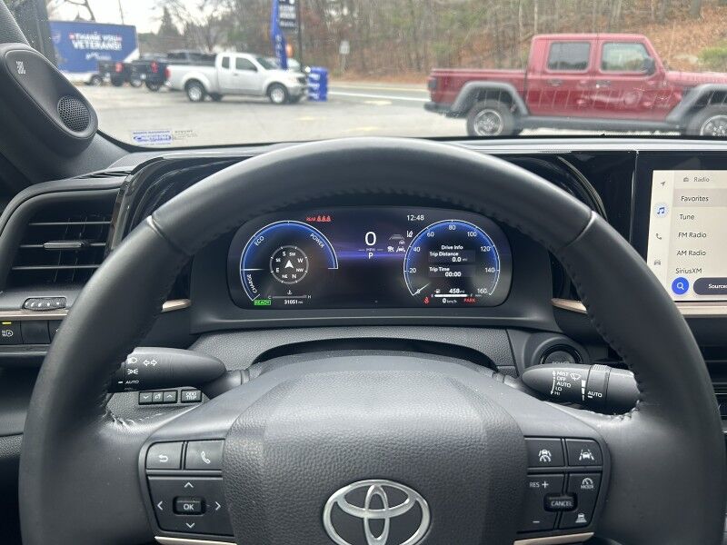 2023 Toyota Crown Limited - 1 OWNER - AWD - HYBRID Whitinsville MA