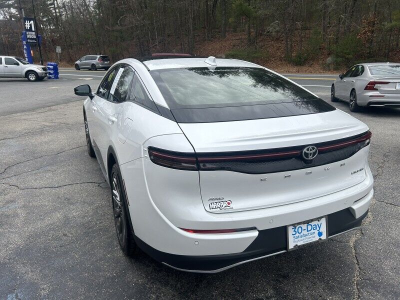 2023 Toyota Crown Limited - 1 OWNER - AWD - HYBRID Whitinsville MA