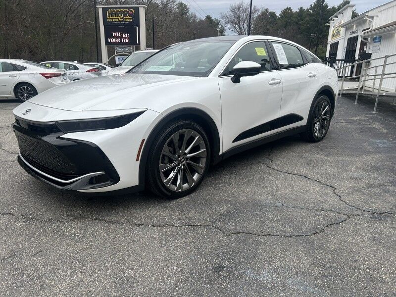 2023 Toyota Crown Limited - 1 OWNER - AWD - HYBRID Whitinsville MA