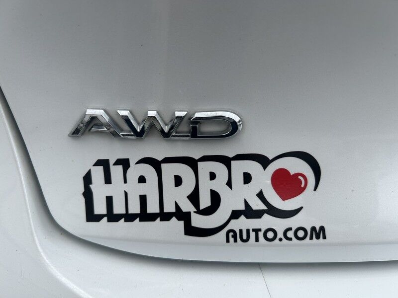 2023 Toyota Crown Limited - 1 OWNER - AWD - HYBRID Whitinsville MA