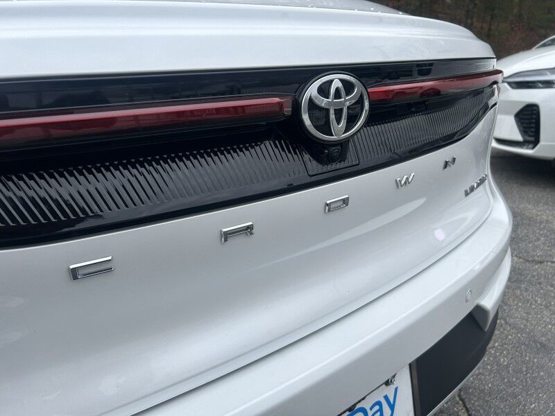 2023 Toyota Crown Limited - 1 OWNER - AWD - HYBRID Whitinsville MA