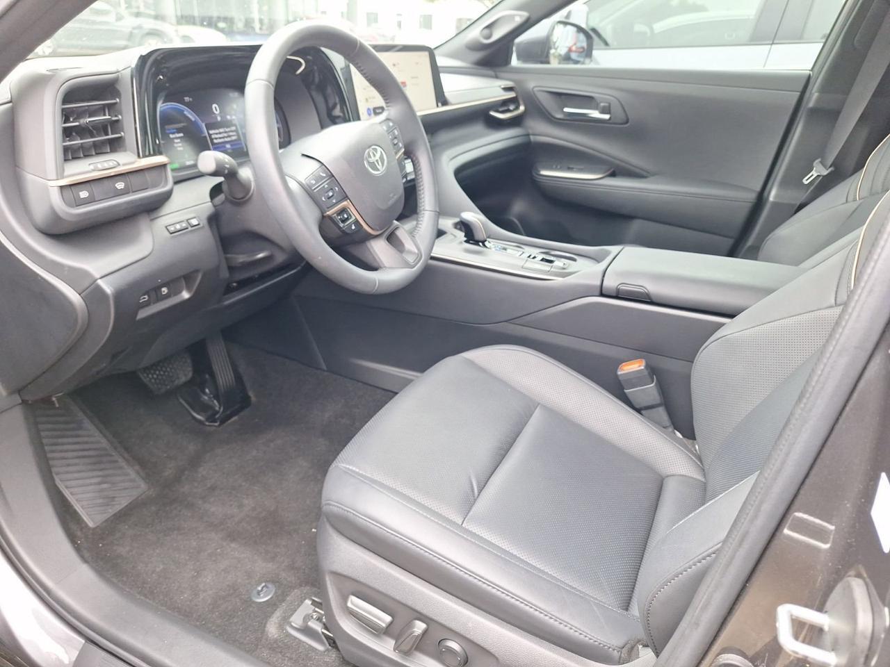 2023 Toyota Crown Limited Hurst TX