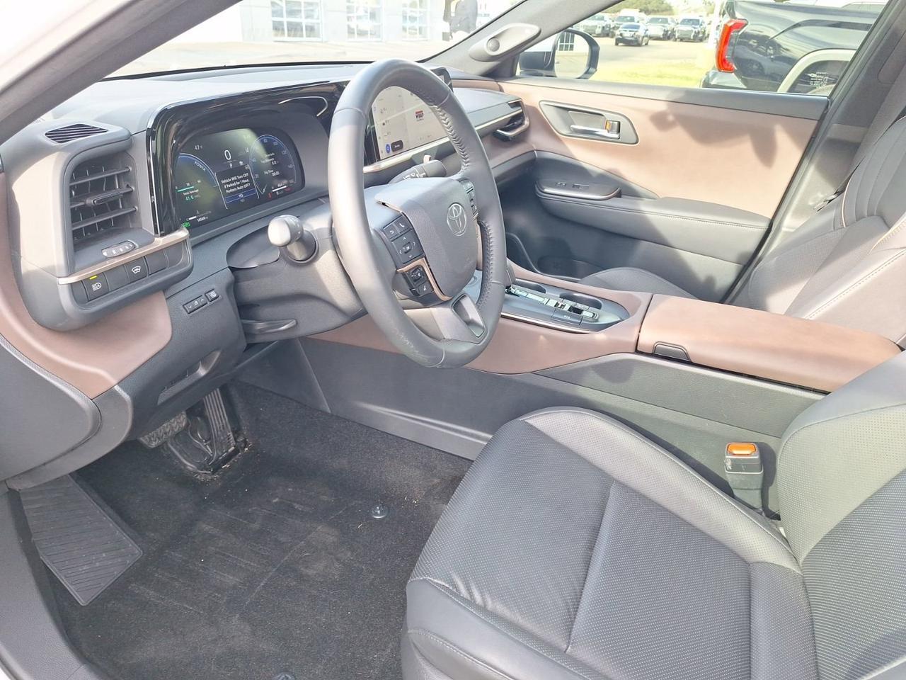 2023 Toyota Crown Limited Hurst TX