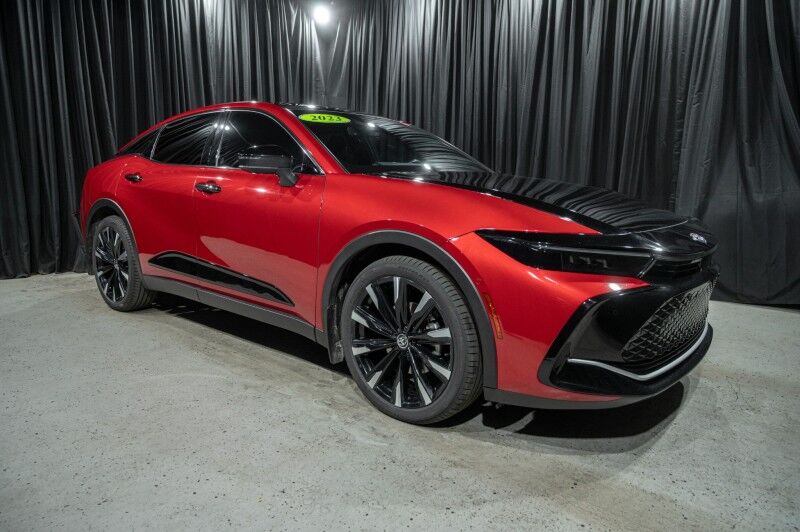 2023 Toyota Crown Platinum Sedan