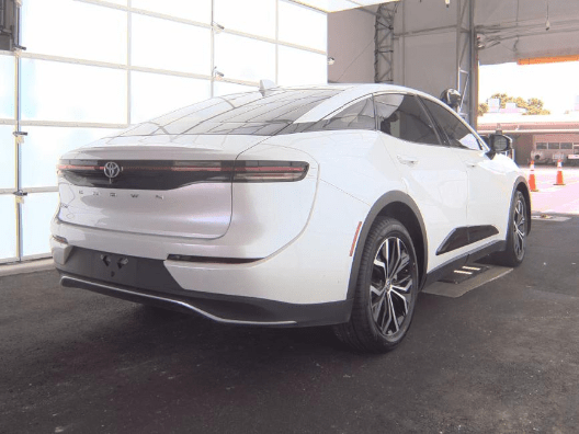 2023 Toyota Crown XLE Elmhurst IL