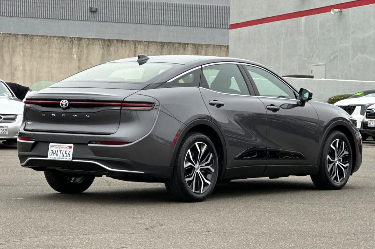 2023 Toyota Crown XLE