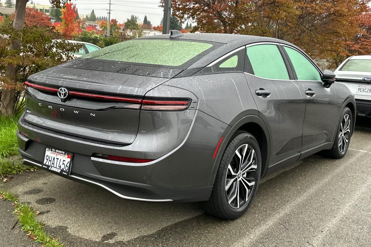 2023 Toyota Crown XLE