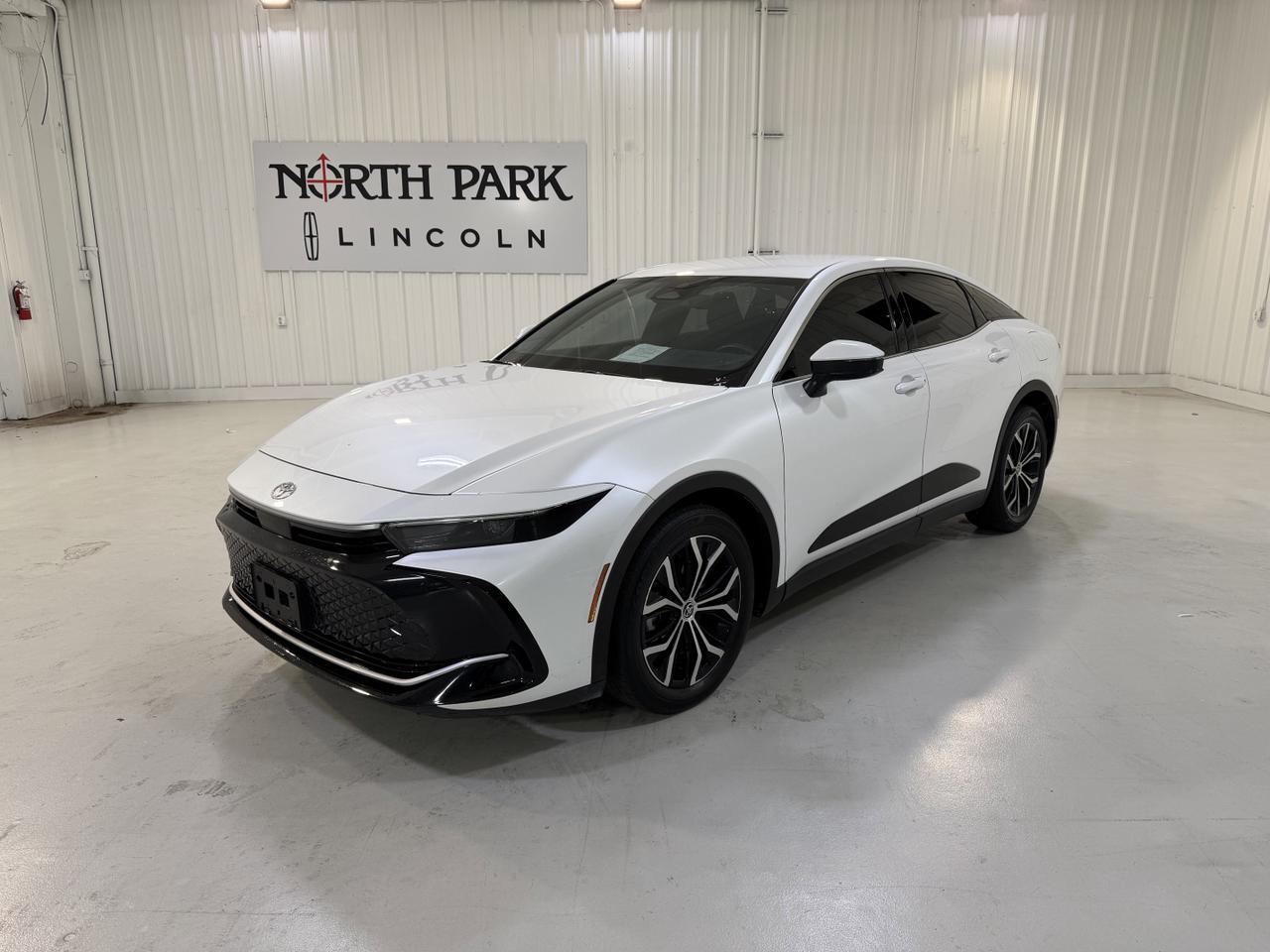 2023 Toyota Crown XLE