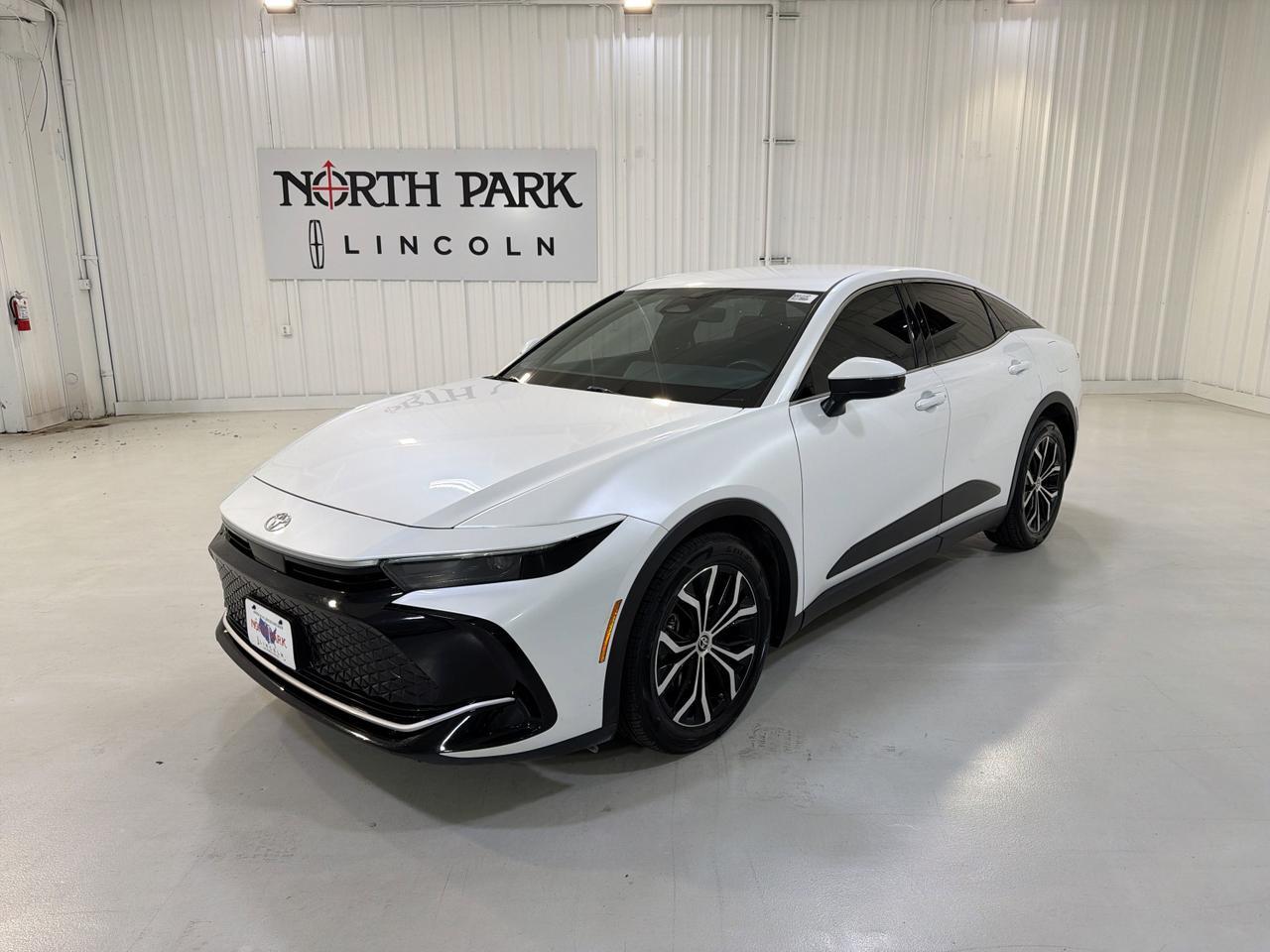 2023 Toyota Crown XLE