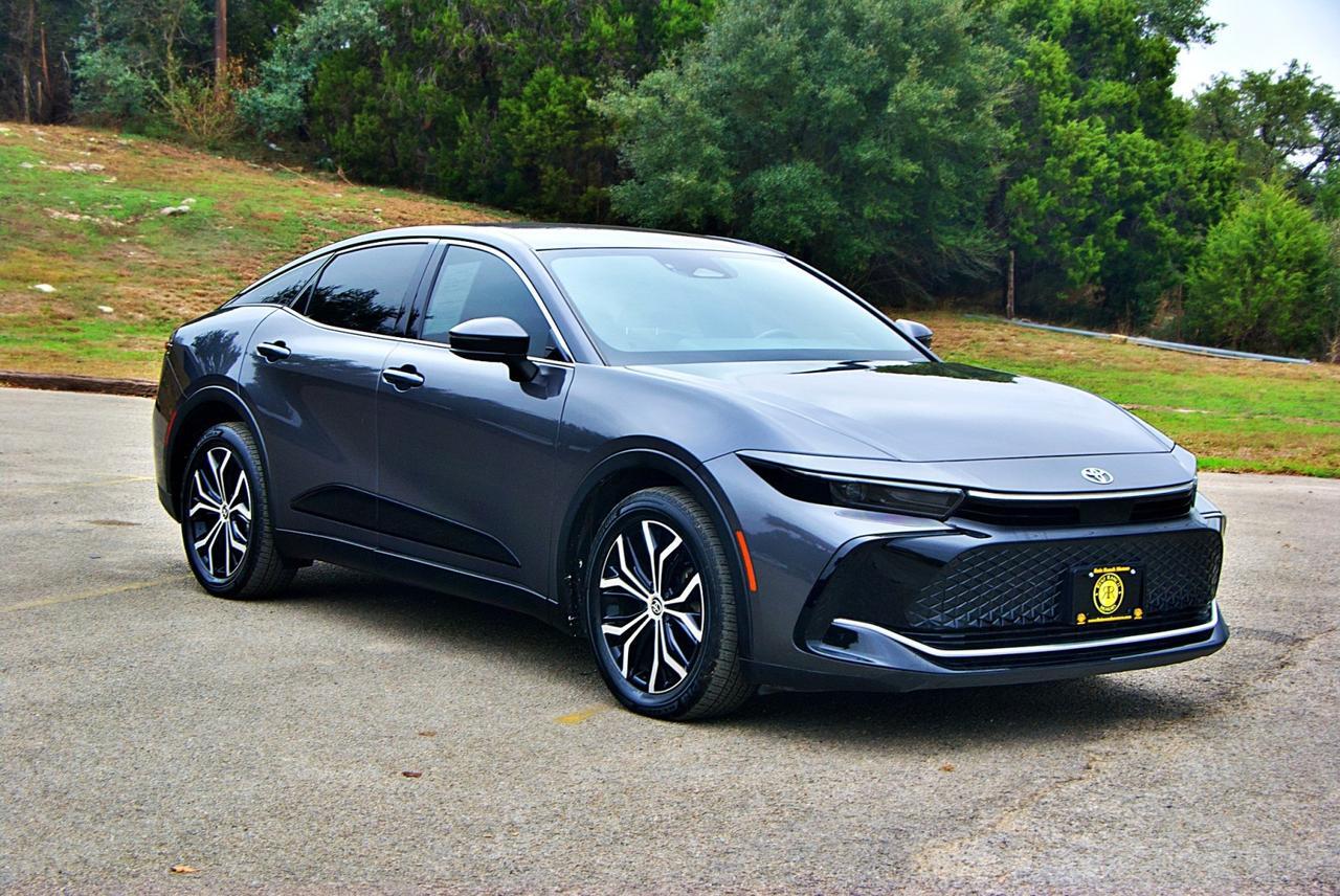 2023 Toyota Crown XLE