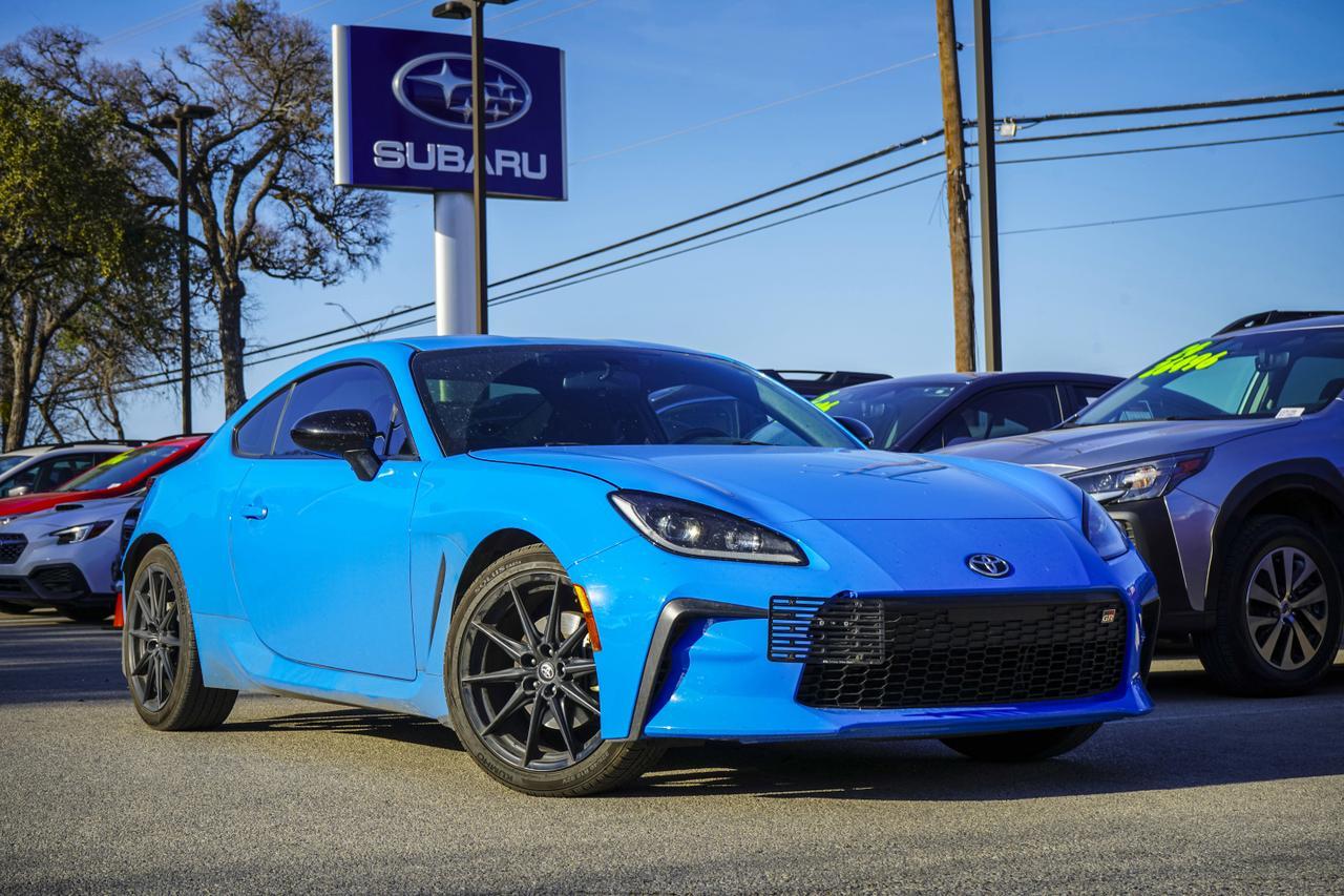 2023 Toyota GR86 Premium