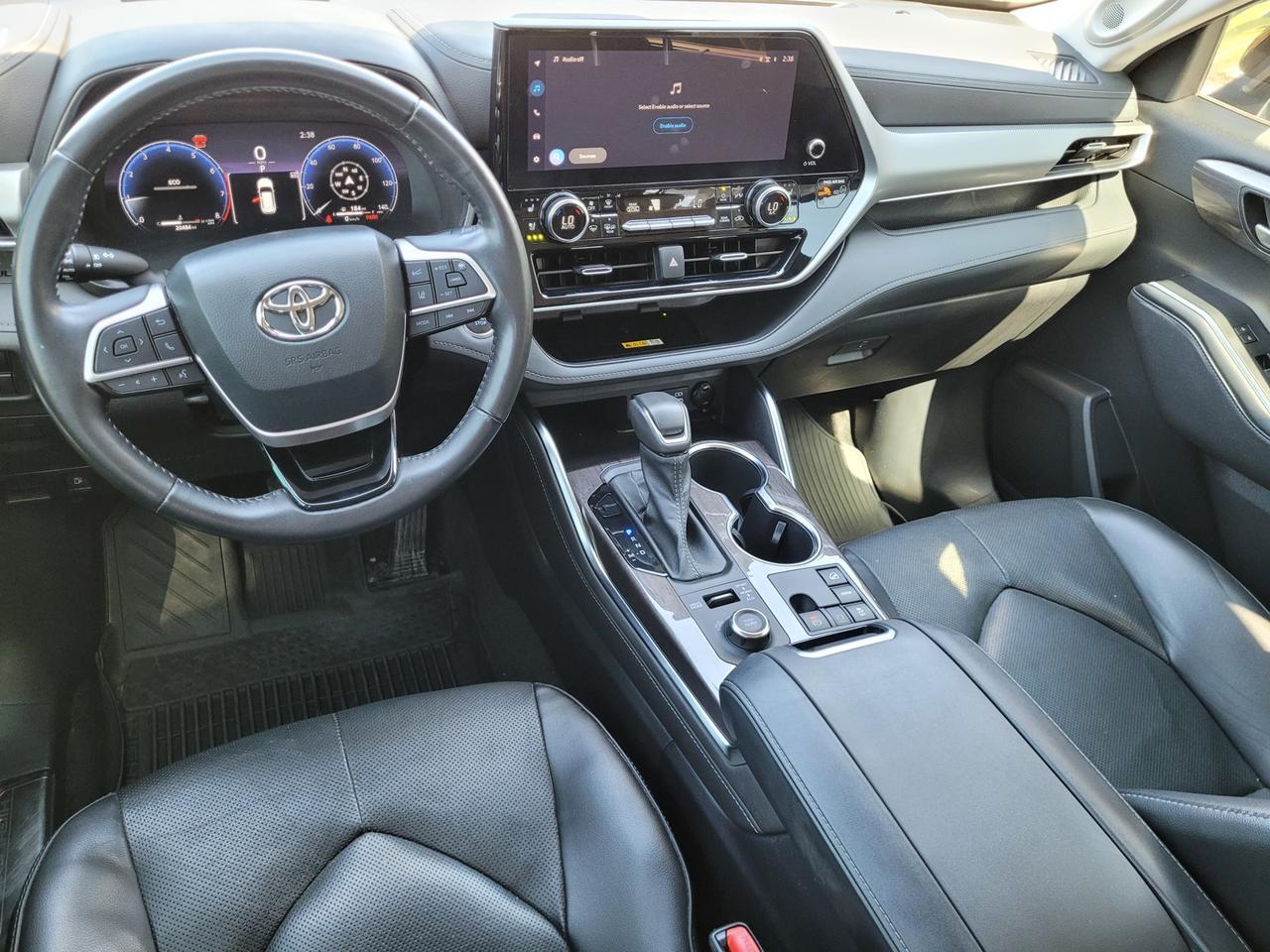2023 Toyota HIGHLANDER PLATINUM AWD Vacaville CA