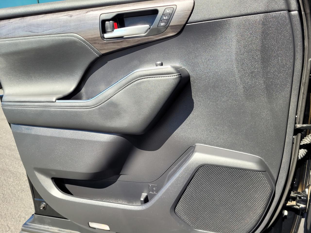 2023 Toyota HIGHLANDER PLATINUM AWD Vacaville CA