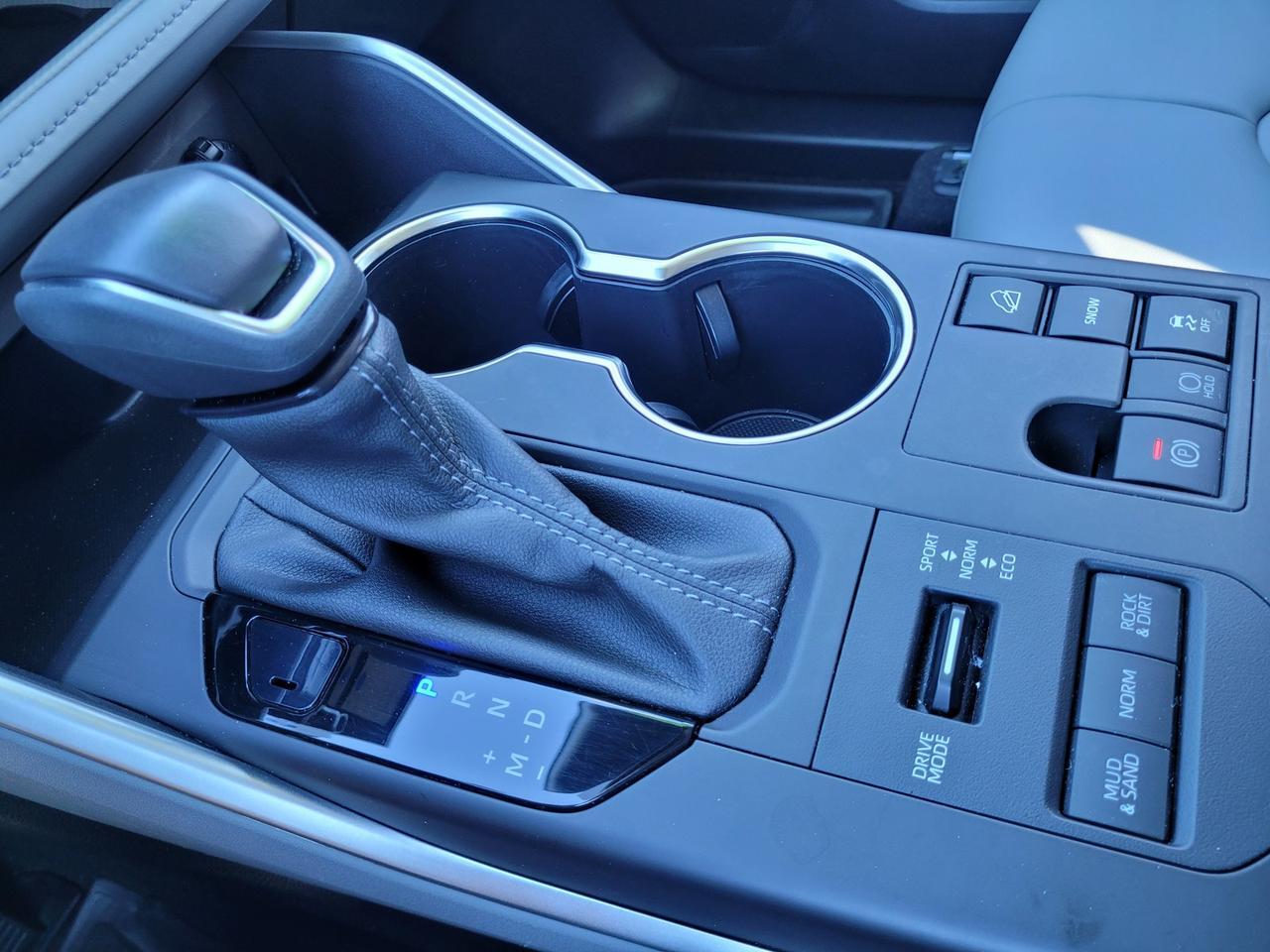 2023 Toyota HIGHLANDER XLE AWD Vacaville CA