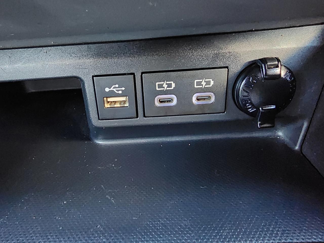 2023 Toyota HIGHLANDER XLE AWD Vacaville CA