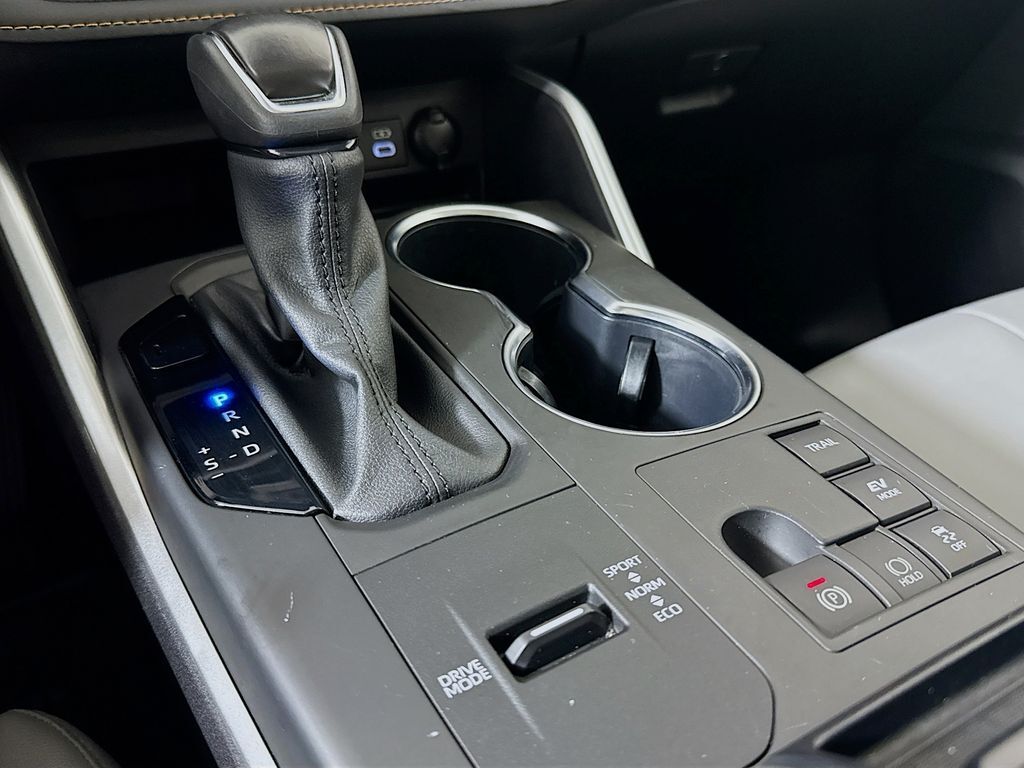2023 Toyota Highlander Hybrid Bronze Edition Kennewick WA