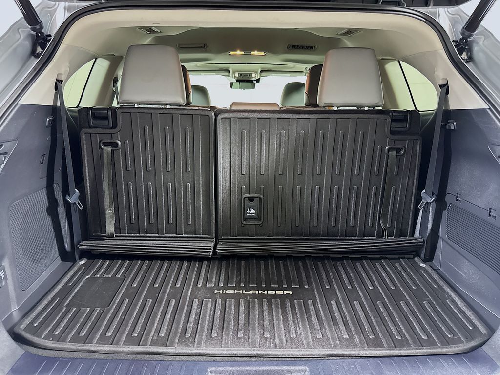 2023 Toyota Highlander Hybrid Bronze Edition Kennewick WA