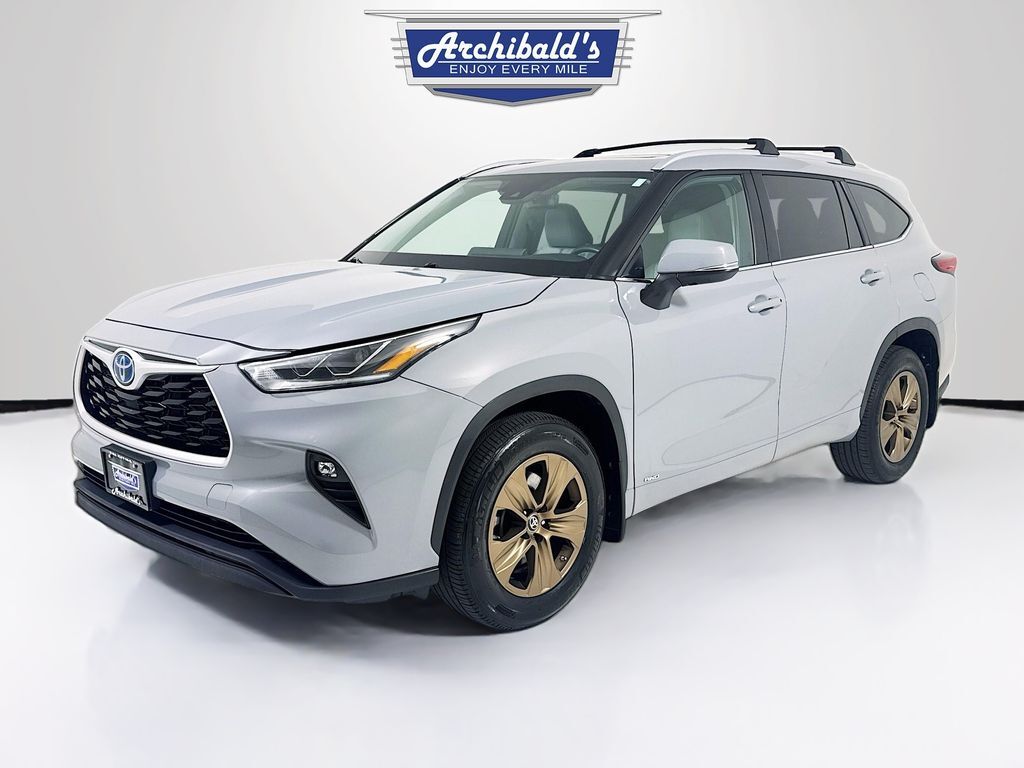 2023 Toyota Highlander Hybrid Bronze Edition Kennewick WA