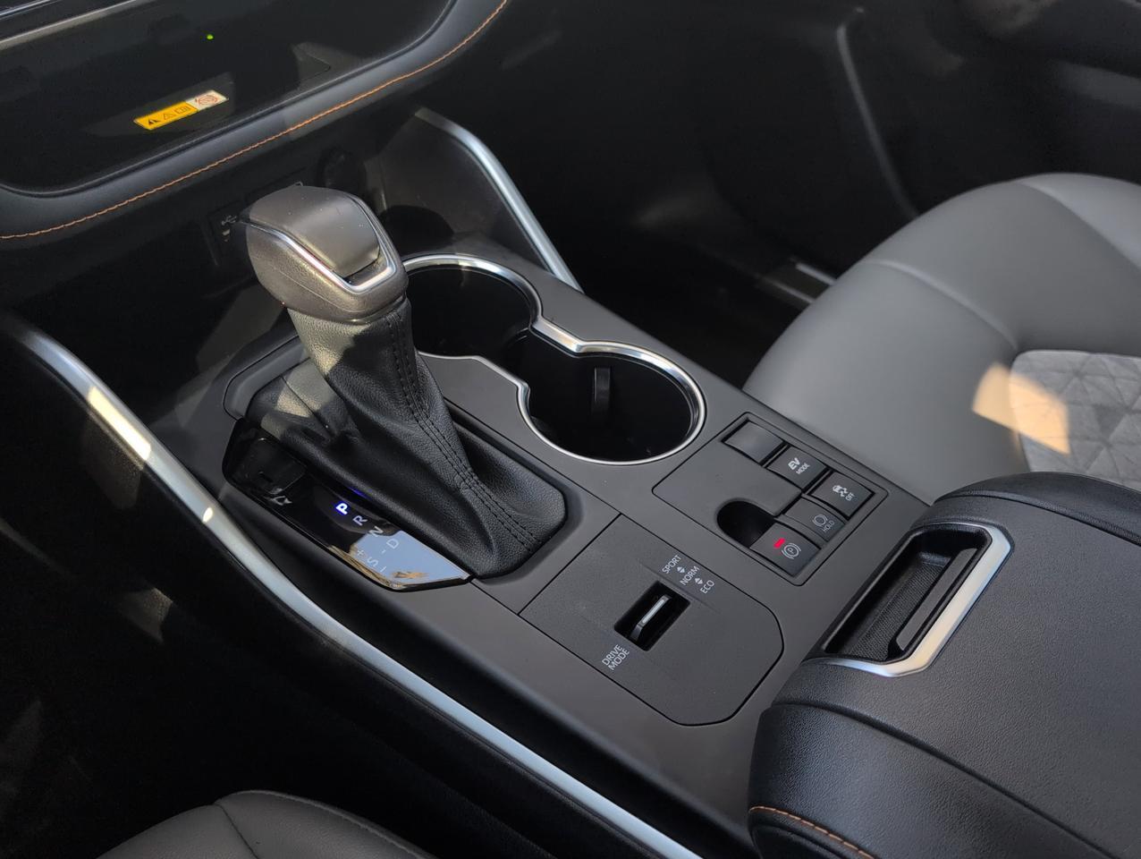 2023 Toyota Highlander Hybrid Bronze Edition San Antonio TX