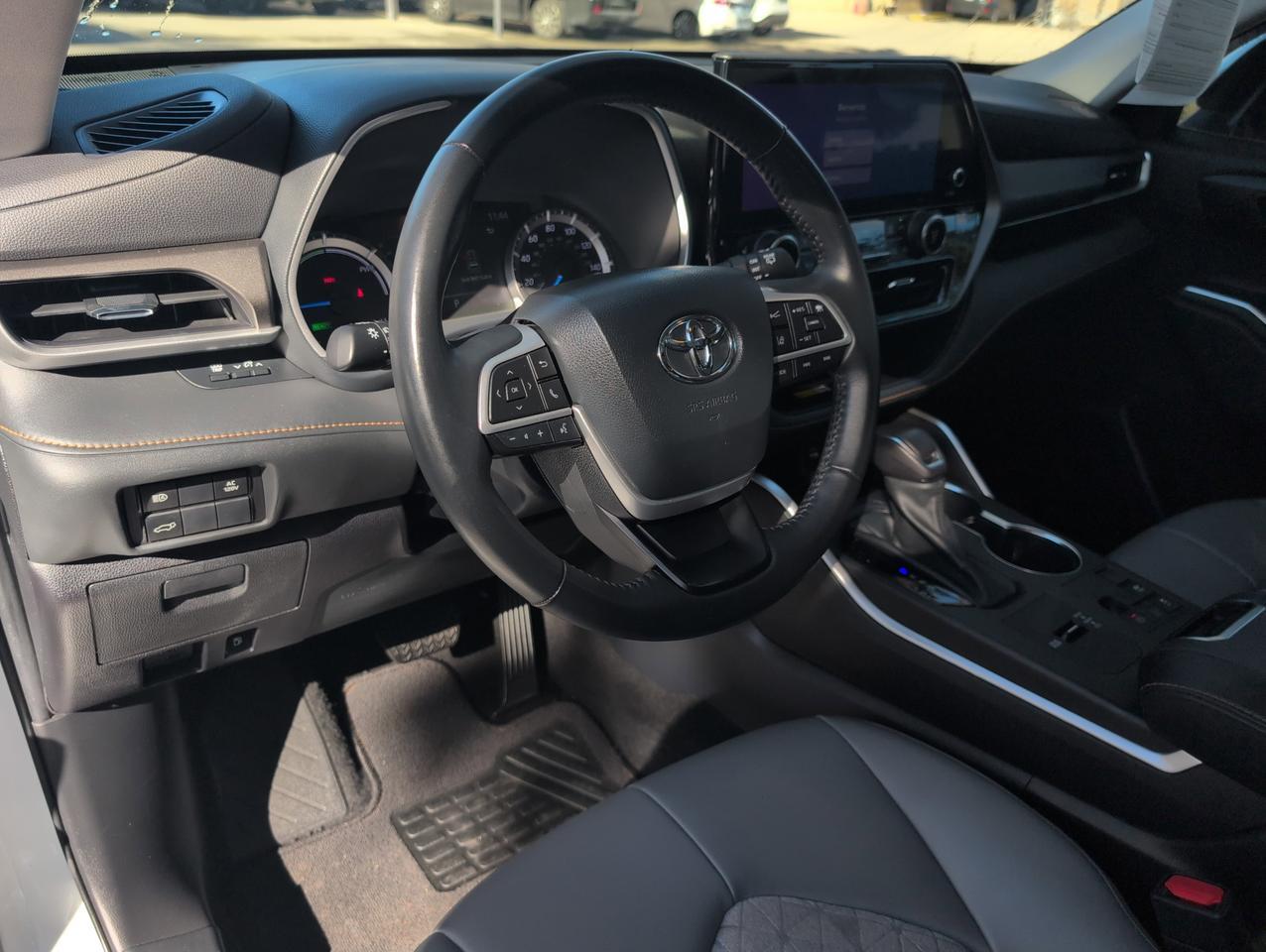 2023 Toyota Highlander Hybrid Bronze Edition San Antonio TX