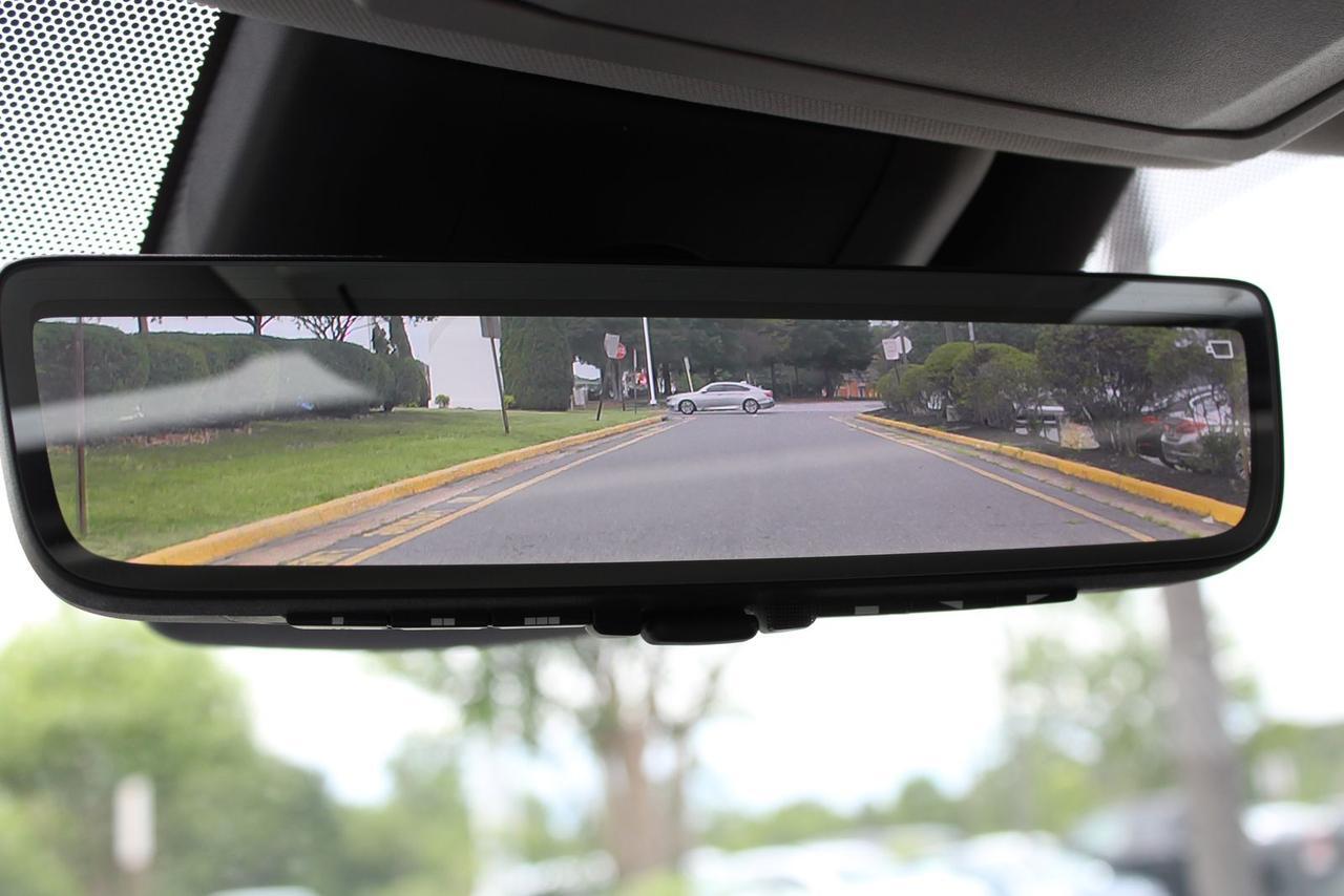 2023 Toyota Highlander Hybrid Bronze Edition Stafford VA