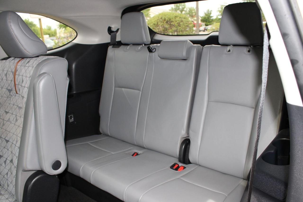 2023 Toyota Highlander Hybrid Bronze Edition Stafford VA