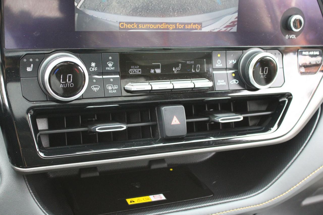 2023 Toyota Highlander Hybrid Bronze Edition Stafford VA