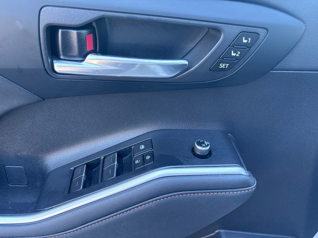 2023 Toyota Highlander Hybrid Bronze Edition Cockeysville MD