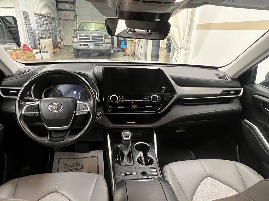 2023 Toyota Highlander Hybrid Hybrid Bronze Edition Bozeman MT 2023 Toyota Highlander Hybrid Hybrid Bronze Edition Bozeman MT