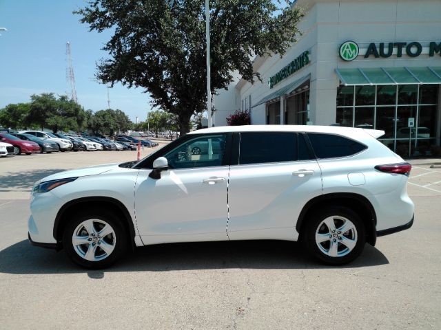 2023 Toyota Highlander Hybrid LE Plano TX