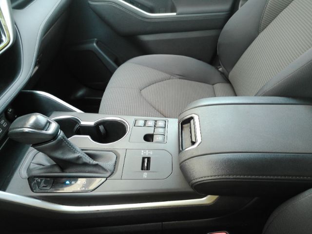 2023 Toyota Highlander Hybrid LE Plano TX