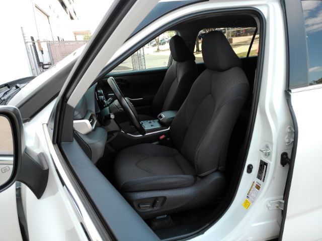 2023 Toyota Highlander Hybrid LE Plano TX