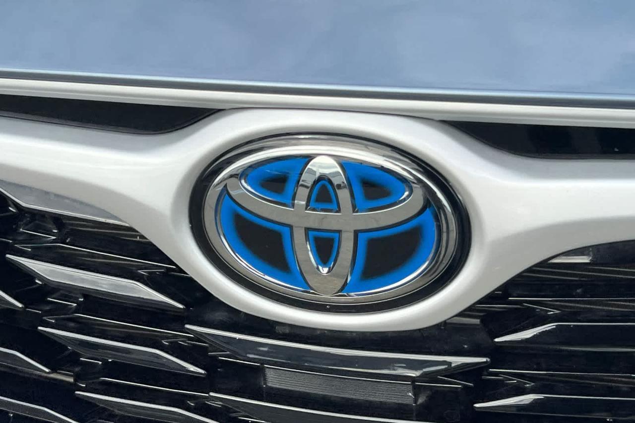2023 Toyota Highlander Hybrid LE Roseville CA