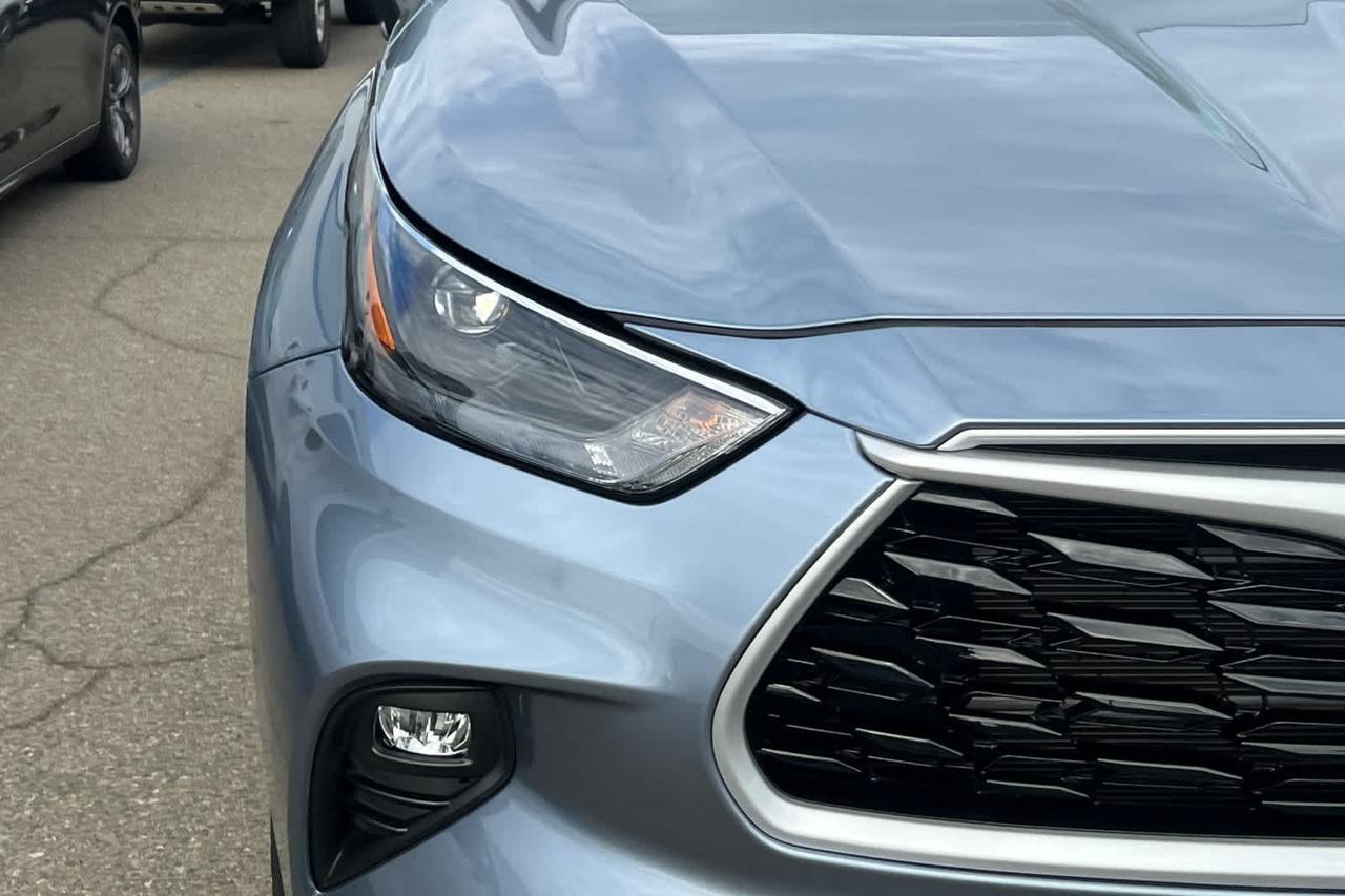 2023 Toyota Highlander Hybrid LE Roseville CA