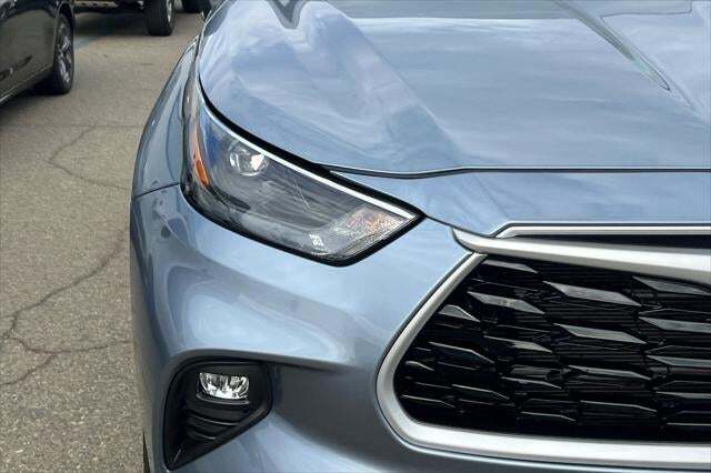 2023 Toyota Highlander Hybrid LE Roseville CA