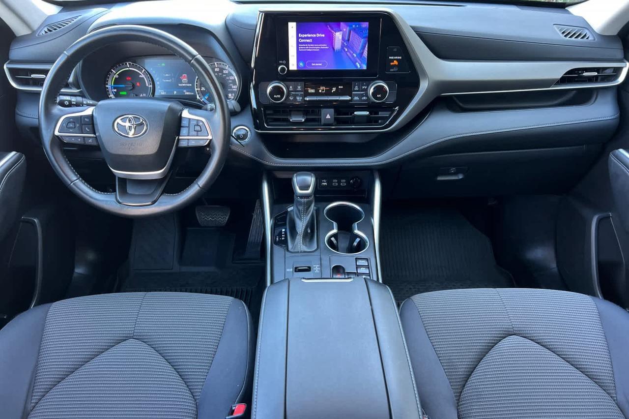 2023 Toyota Highlander Hybrid LE