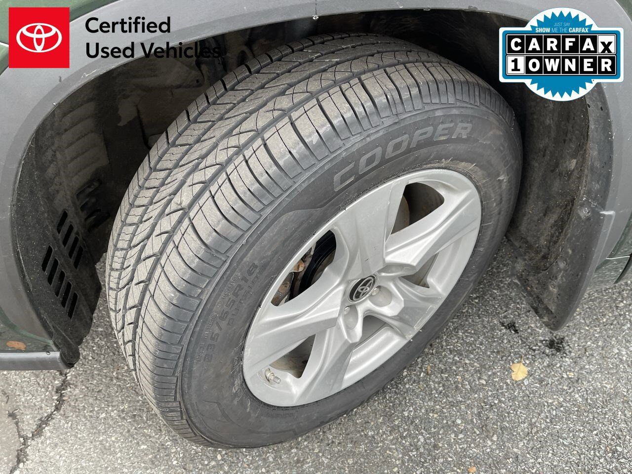 2023 Toyota Highlander Hybrid LE White River Junction VT