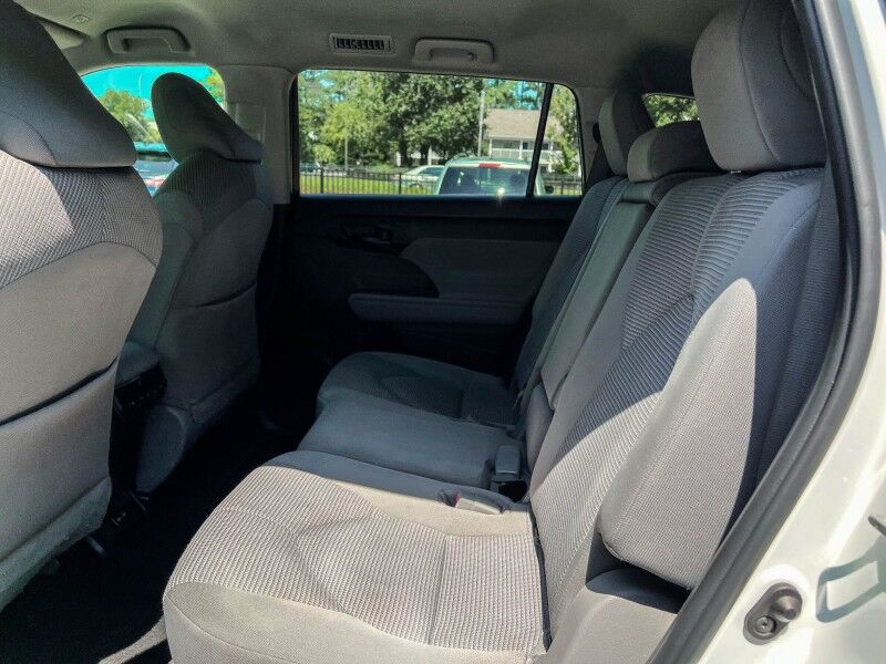 2023 Toyota Highlander Hybrid LE Wilmington NC