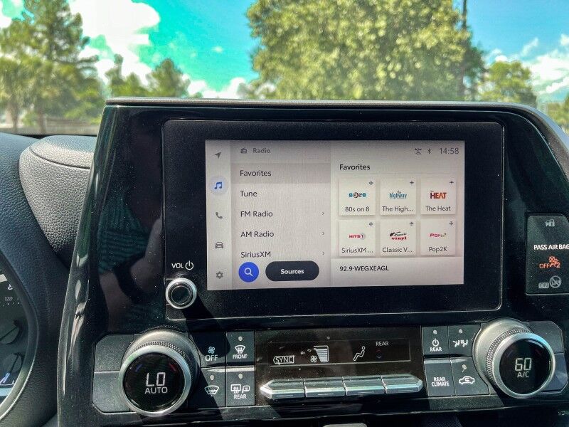 2023 Toyota Highlander Hybrid LE Wilmington NC