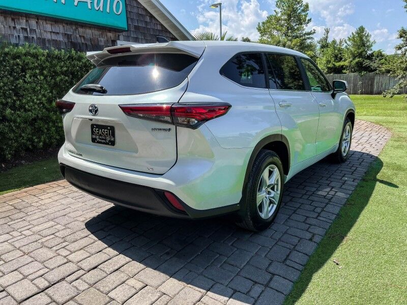 2023 Toyota Highlander Hybrid LE Wilmington NC